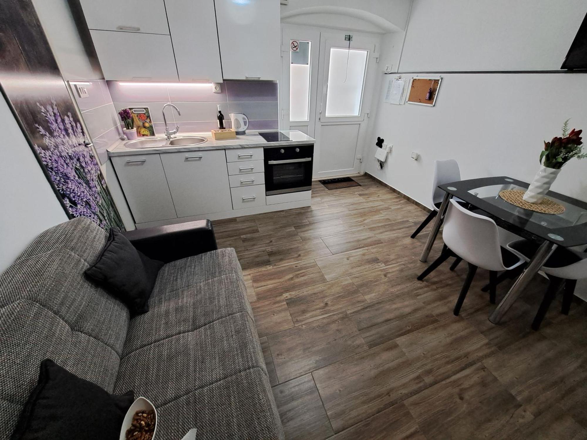 Kuca Za Odmor Eni **** Villa Šibenik Exteriör bild