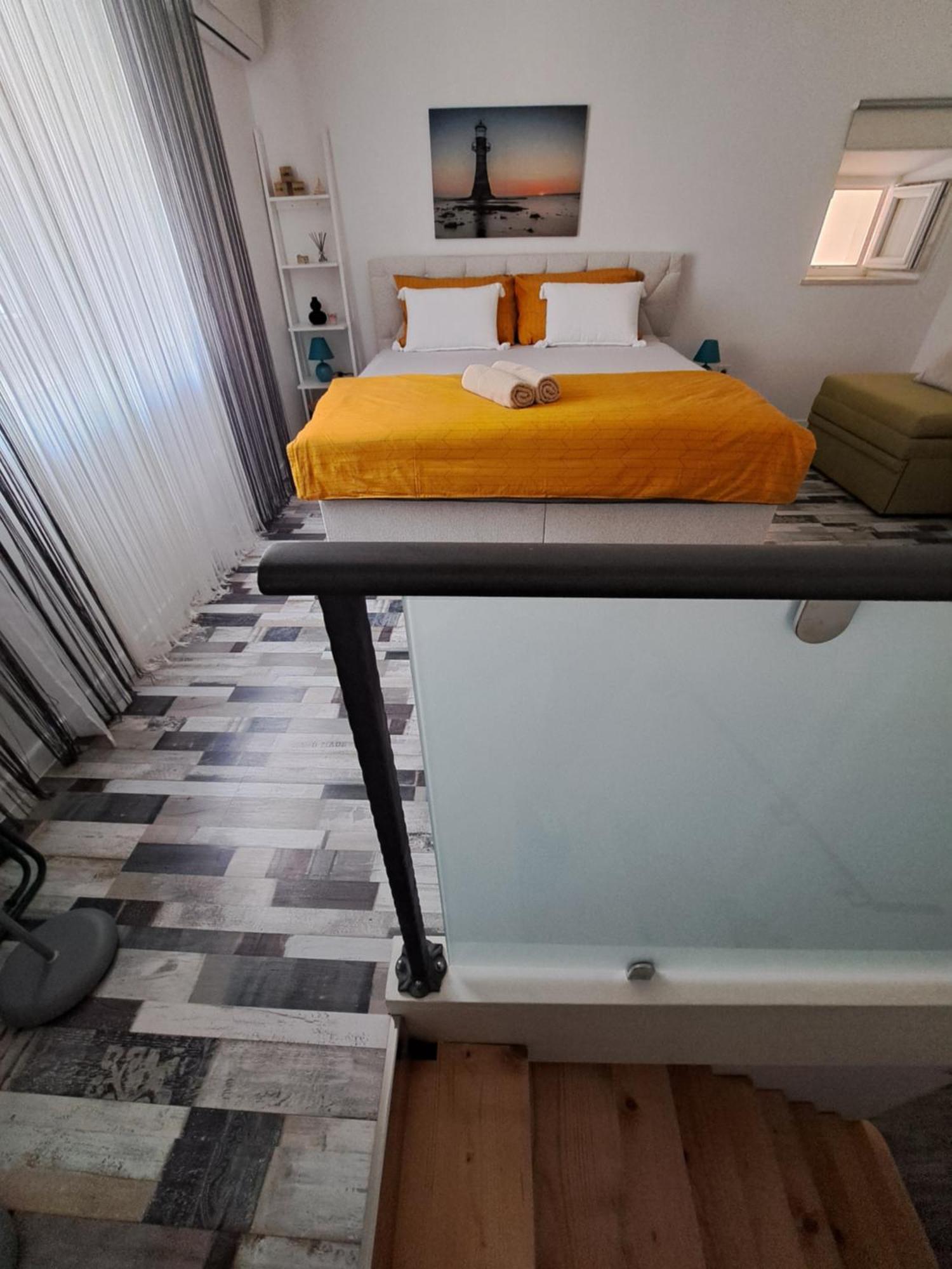Kuca Za Odmor Eni **** Villa Šibenik Exteriör bild