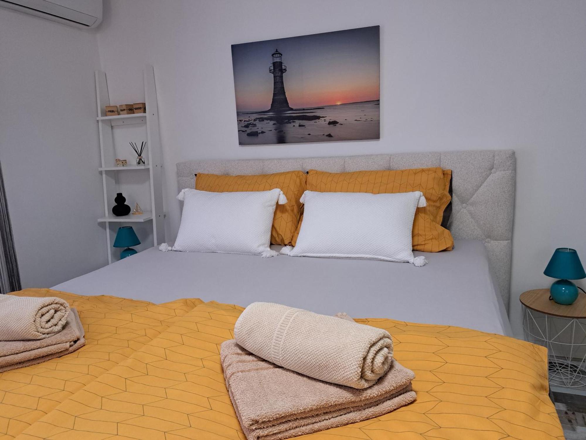 Kuca Za Odmor Eni **** Villa Šibenik Exteriör bild