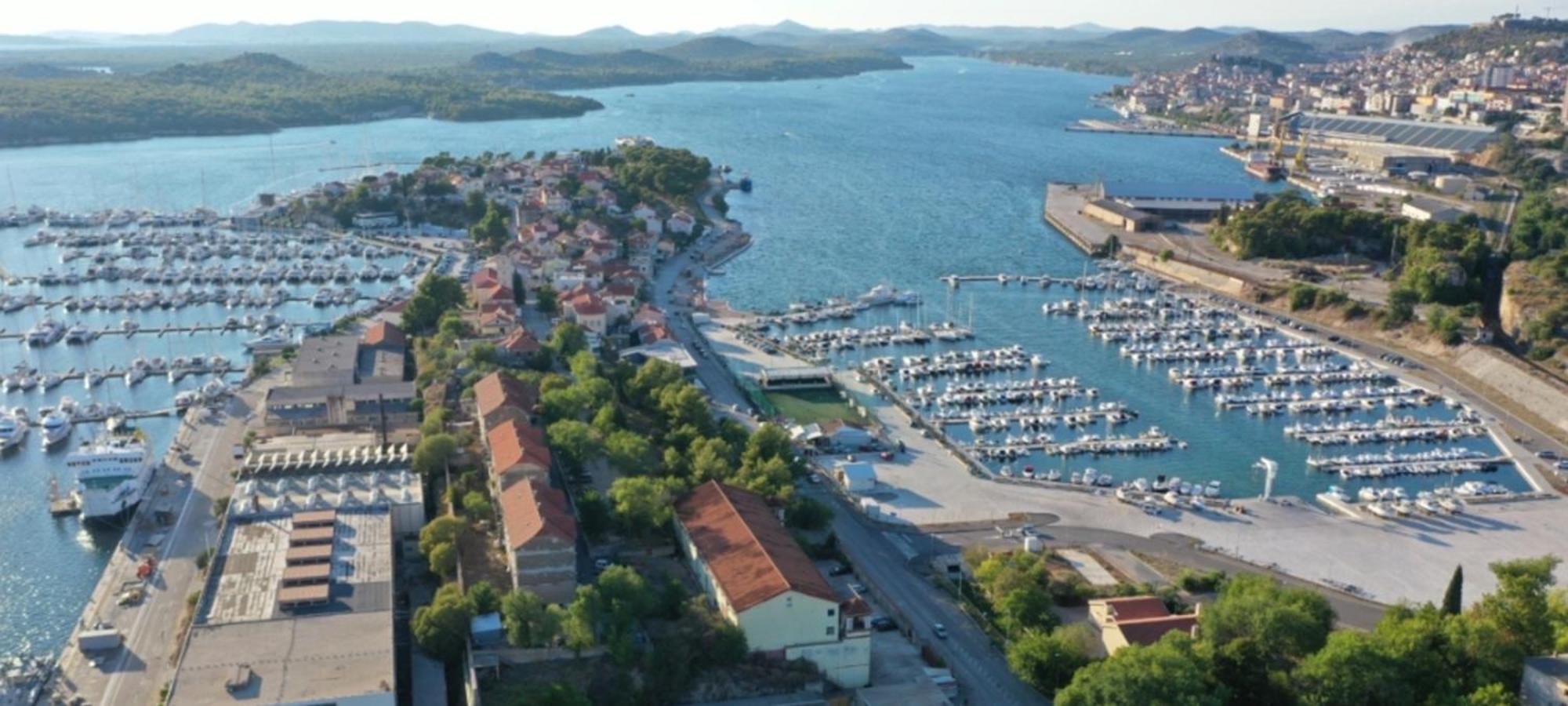 Kuca Za Odmor Eni **** Villa Šibenik Exteriör bild