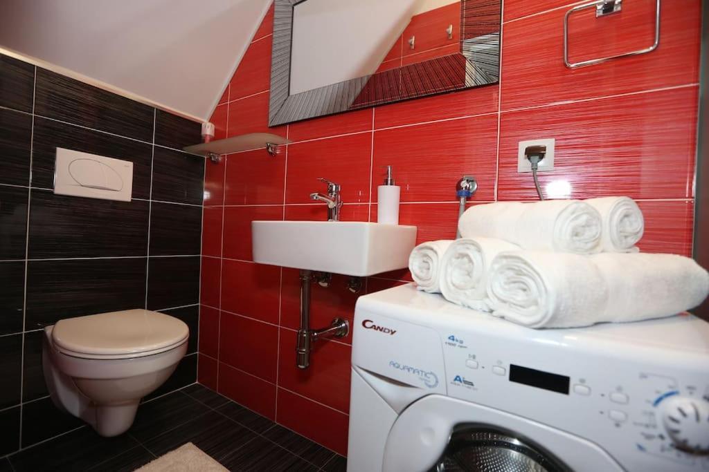 Kuca Za Odmor Eni **** Villa Šibenik Exteriör bild